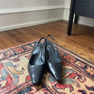 Vintage Stuart Weitzman slingback kitten heels